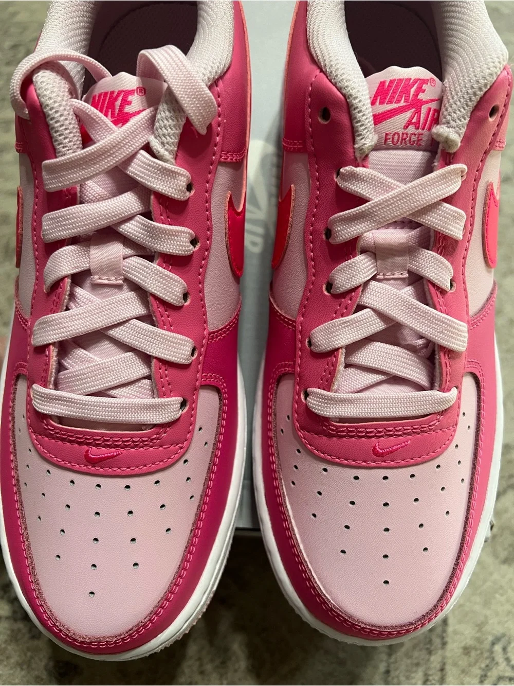 Nike Air Force 1 Pinksicle/Pink Foam/ Hyper Pink Youth 6/ Women’s 7.5 - Picture 3 of 13